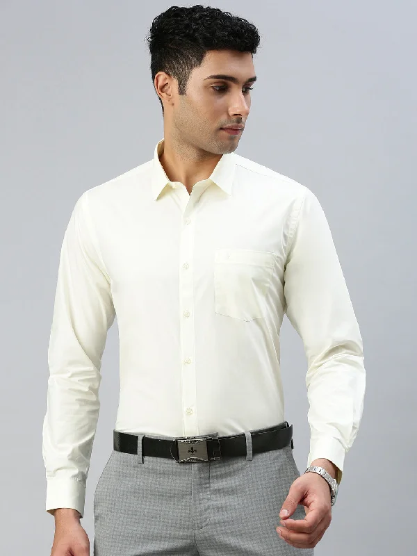 Rugged Jeans Men Cotton Rich Shirt Cream Mangalyam